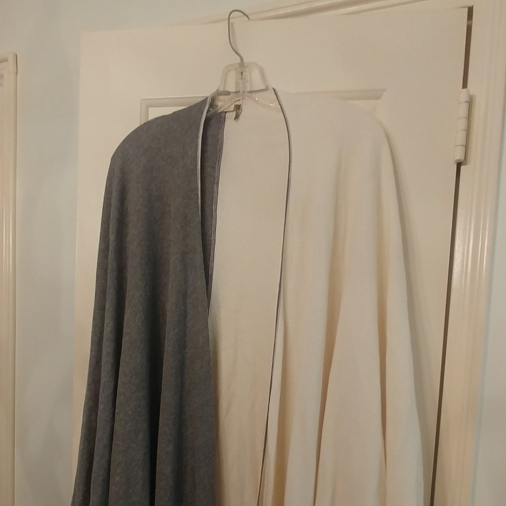 Cream/Grey Wonder Thermal Poncho